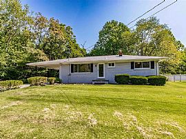 Fantastic Renew 4 Beds, 2 Baths House For Rent in Evansville, IN