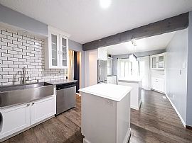 Beautiful 3 Bedroom 3 Bath Home For Rent  in Woodbury, MN (Photo 2 of 11)