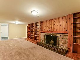 Charming 3 Bedroom 2 Bath Home For Rent  in Roseville, MN