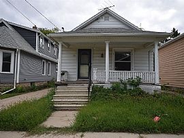 746 Frederick St, Oshkosh, Wi 54901 in Oshkosh, WI