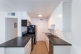 An Exciting Home Closer to Nature in Los Angeles, CA