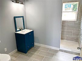 Beautiful Fully Remodeled 3 Bed House For Rent  in Terre Haute, IN (Photo 3 of 4)