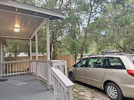 104 Ne 22nd St, Gainesville, Fl 32641 in Gainesville, FL (Photo 7 of 9)