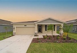 16462 Glassy Loch Loop, Clermont, Fl 34714 in Clermont, FL