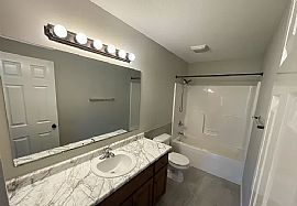 Charming 3 Bedroom 2 Bath Home For Rent  in Fort Wayne, IN (Photo 5 of 10)