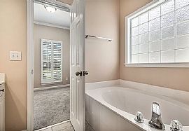 Charming 3 Bedroom 2 Bath Home For Rent  in Calera, AL (Photo 10 of 10)