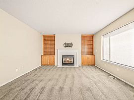 Beautiful 3 Bedroom 2.5 Bath Home For Rent  in Beaverton, OR