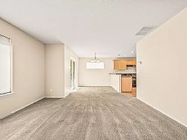 Beautiful 3 Bedroom 2.5 Bath Home For Rent  in Beaverton, OR (Photo 2 of 10)