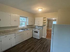 1928 29th Ave N, Bessemer, Al 35023 in Bessemer, AL (Photo 4 of 8)