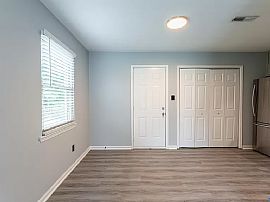 1912 Mangum Dr Nw, Huntsville, Al 35806 in Huntsville, AL (Photo 6 of 12)