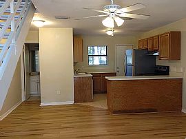 512 Mckeithan St Apt 2, Tallahassee, Fl 32304 in Tallahassee, FL (Photo 2 of 11)