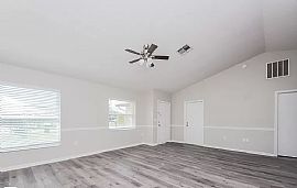 911 San Rafael Way, Kissimmee, Fl 34758 in Kissimmee, FL (Photo 3 of 11)