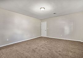 134 Kentwood Way, Maylene, Al 35007 in Alabaster, AL (Photo 8 of 12)