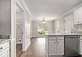 132 Pebble Ln, Alabaster, Al 35007 in Alabaster, AL (Photo 6 of 12)