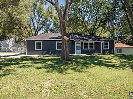 Totally Remodeled 4beds House  in Topeka, KS