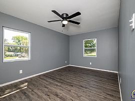 Totally Remodeled 4beds House  in Topeka, KS (Photo 4 of 8)