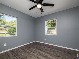 Totally Remodeled 4beds House  in Topeka, KS (Photo 8 of 8)