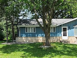 4882 W Dean Rd, Brown Deer, Wi 53223 in Brown Deer, WI