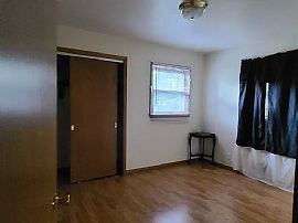 4882 W Dean Rd, Brown Deer, Wi 53223 in Brown Deer, WI (Photo 7 of 8)