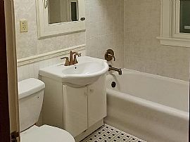 3636 S Wollmer Rd, Greenfield, Wi 53228 in Greenfield, WI (Photo 8 of 9)