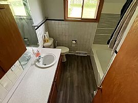 664 W Vine St, Mondovi, Wi 54755 in Mondovi, WI (Photo 8 of 12)