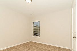 Immaculate 3 Bedroom 2.5 Bath Home For Rent  in Grayson, GA (Photo 3 of 9)