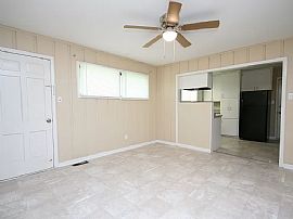 3135 Leftwich St Nw, Huntsville, Al 35810 in Huntsville, AL (Photo 6 of 9)