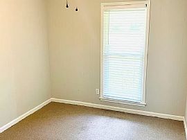 4429 Wares Ferry Rd, Montgomery, Al 36109 in Montgomery, AL (Photo 7 of 10)