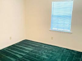 512 W Wilding Dr, Montgomery, Al 36116 in Montgomery, AL (Photo 2 of 12)