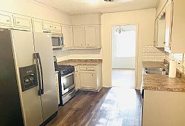 4451 Mccampbell Dr, Montgomery, Al 36106 in Montgomery, AL (Photo 5 of 11)