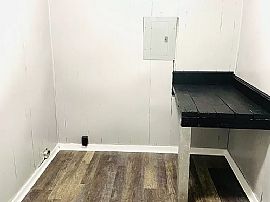 1204 E Audubon Rd, Montgomery, Al 36111 in Montgomery, AL (Photo 3 of 11)