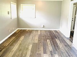 1204 E Audubon Rd, Montgomery, Al 36111 in Montgomery, AL (Photo 6 of 11)