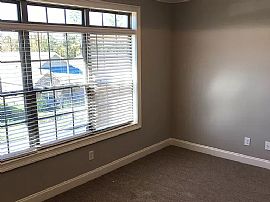 1104 Runningvine Ln, Auburn, Al 36830 in Auburn, AL (Photo 10 of 12)