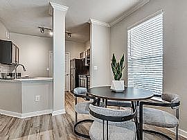 Deluxe Home in Irving, TX (Photo 7 of 8)