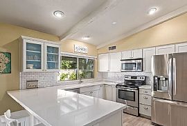 2718 E Altadena Ave, Phoenix, Az 85028 in Phoenix, AZ (Photo 4 of 9)