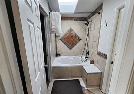 Amazing 3 Bedroom 2 Bath Home For Rent  in Aurora, CO (Photo 6 of 12)