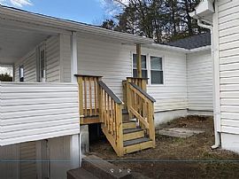 19468 Northwestern Pike, Romney, Wv 26757 in Romney, WV (Photo 2 of 11)