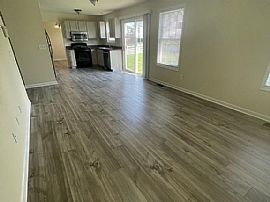 311 Teal Rd N, Martinsburg, Wv 25405 in Martinsburg, WV (Photo 5 of 12)