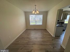 311 Teal Rd N, Martinsburg, Wv 25405 in Martinsburg, WV (Photo 6 of 12)