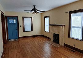 918 33rd St, Vienna, Wv 26105 . Comfortable House in Vienna, WV (Photo 4 of 9)