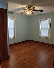 918 33rd St, Vienna, Wv 26105 . Comfortable House in Vienna, WV (Photo 8 of 9)