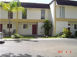 3340 Simms St #c10, Hollywood, Fl 33021 in Hollywood, FL