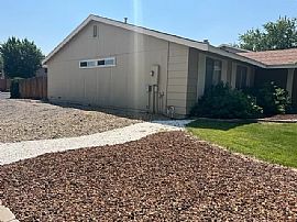 1 Heather Cir, Carson City, Nv 89701 in Carson City, NV (Photo 2 of 12)