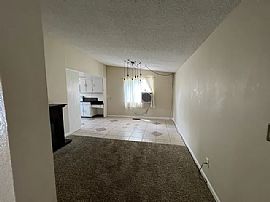 1 Heather Cir, Carson City, Nv 89701 in Carson City, NV (Photo 4 of 12)