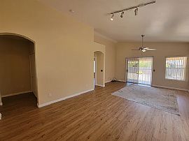 9302 N Hidden Creek Dr, Tucson, Az 85743 in Tucson, AZ (Photo 4 of 12)