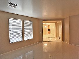 18428 W Stinson Dr, Surprise, Az 85374 in Surprise, AZ (Photo 3 of 12)