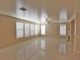 18428 W Stinson Dr, Surprise, Az 85374 in Surprise, AZ (Photo 6 of 12)