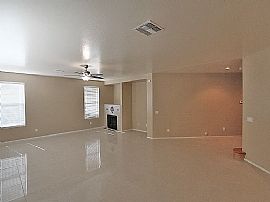 18428 W Stinson Dr, Surprise, Az 85374 in Surprise, AZ (Photo 7 of 12)