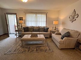 199 Hawthorne Ln, Point Pleasant, Wv 25550 in Point Pleasant, WV (Photo 4 of 10)