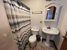 199 Hawthorne Ln, Point Pleasant, Wv 25550 in Point Pleasant, WV (Photo 6 of 10)